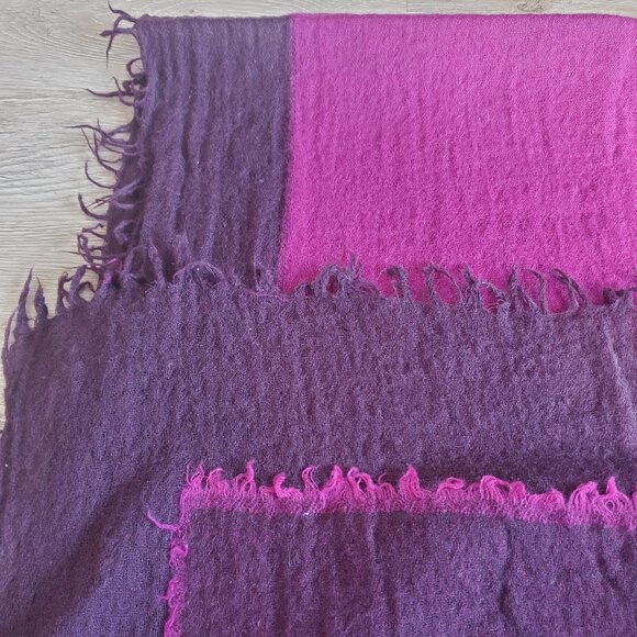 Wilfred 100% Wool Magenta Purple 2-Toned Colourblock Scarf - Picture 4 of 5